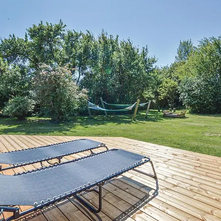 Three-bedroom Holiday In