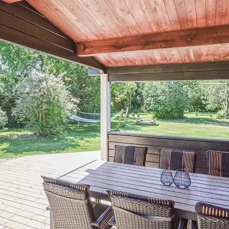 Three-bedroom Holiday In *