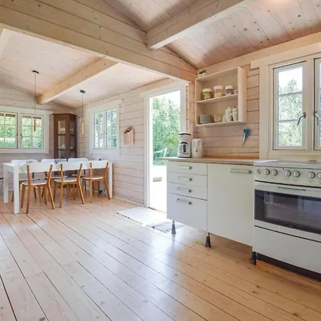 Three-bedroom Holiday In Dom wakacyjny Højby